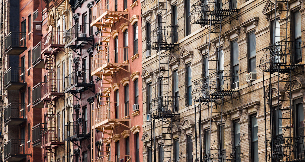 New-York-apartments-with-fire-escapes