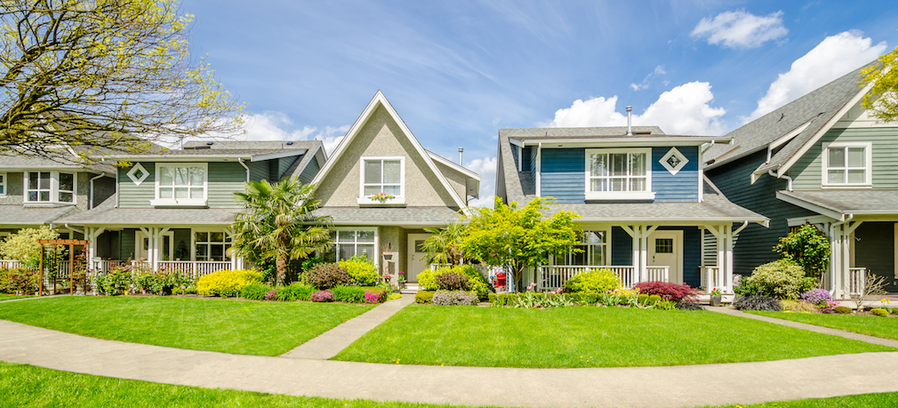 Spring_houses1