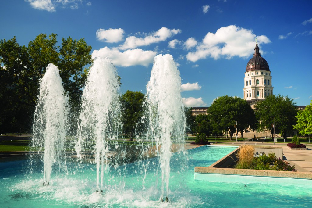 Topeka Kansas Capital Capitol Building Fountains Downtown City S