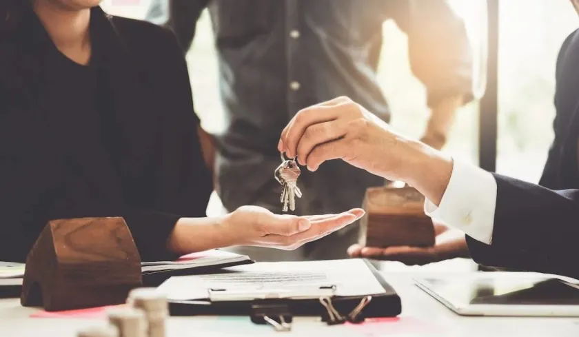 Title Insurance, Keys 3