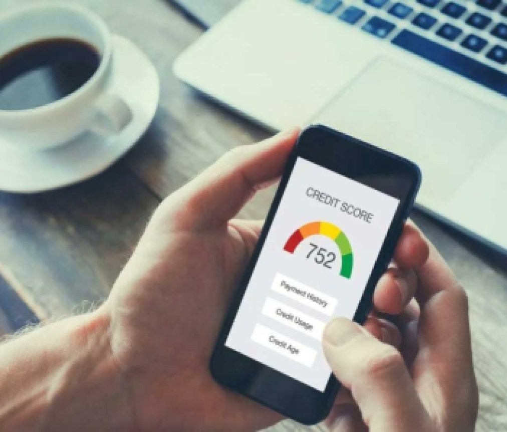 HW-Credit-Score