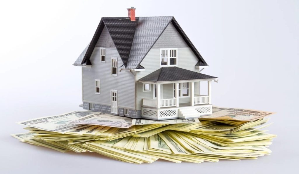 mortgage-house-on-stack-of-money