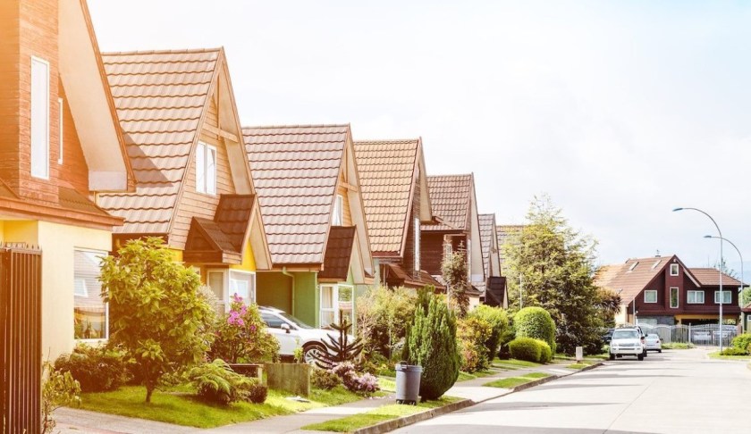 Houses-Neighborhoods, Single Family 6
