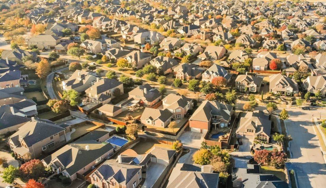 Houses-Neighborhoods, Single Family 36