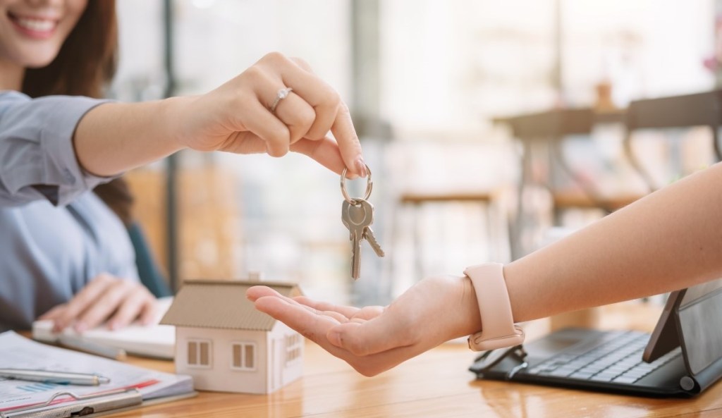 Title Insurance, Keys 6