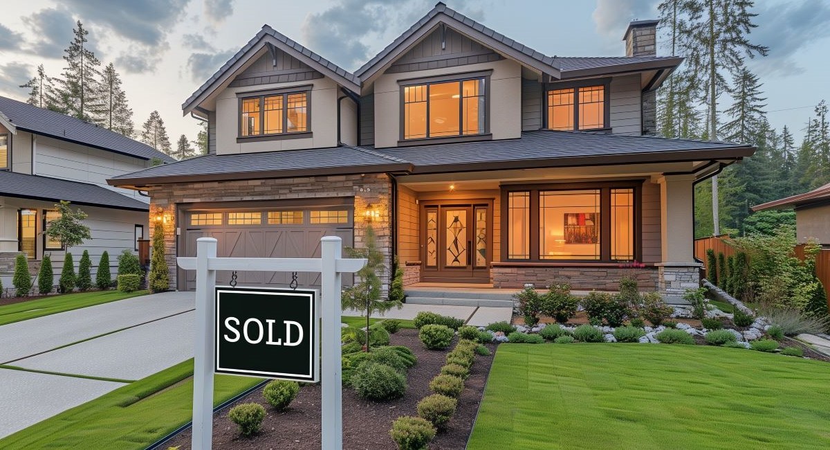 Houses-For Sale, Sold 7