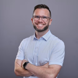 Caleb Ondrusek headshot