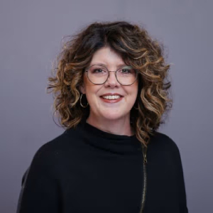 Deedra Massey Bosworth headshot