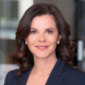 Patty Arvielo headshot