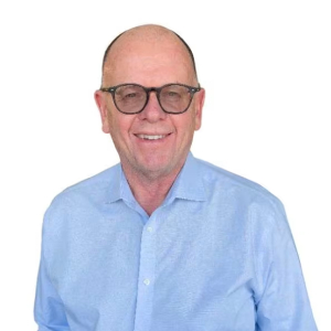 Steve Butler headshot (1)